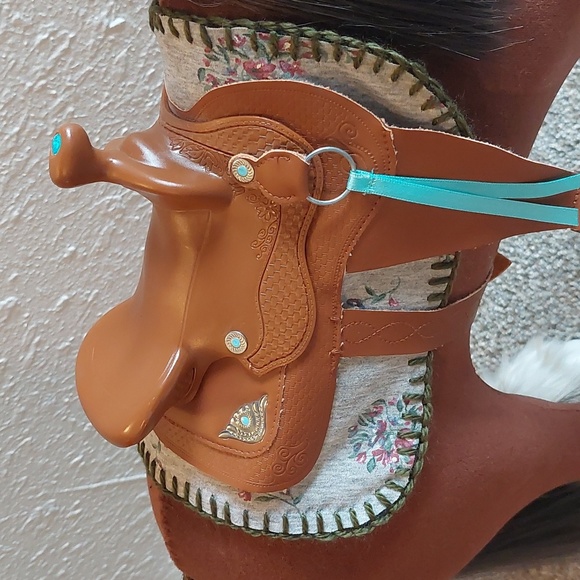 18" Doll Horse "Holiday Boquet" Blanket & Saddle Pad Set - Picture 3 of 5